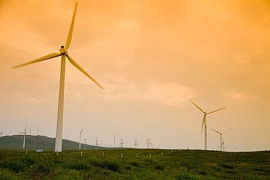 全国首个“空地协同”智慧物流中心启用 跨城快递3小时送达